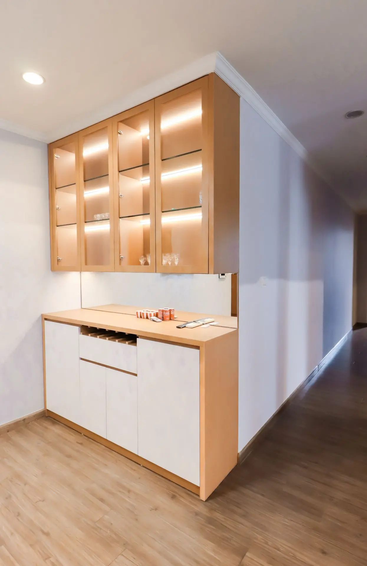 Melamine and Laminate Finishes for Modern Cabinetry Melamine and Laminate Finishes for Modern Cabinetry Convert to PDF